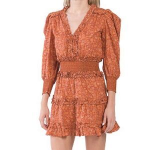 HOUSE OF HARLOW V-Neck Smocked Waist Tiered rust Ruffle Dress Size:XSMALL